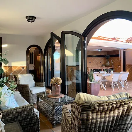 Your Holidays - Sta Monica - Villa Costa Adeje (Tenerife)