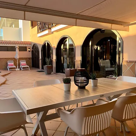 Your Holidays - Sta Mónica - Villa