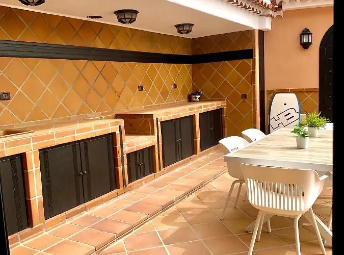 Your Holidays - Sta Monica - Βίλα