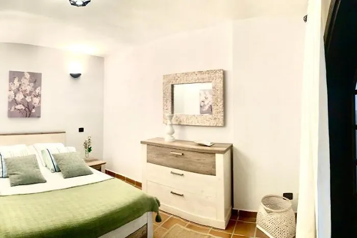 Your Holidays - Sta Monica - Villa