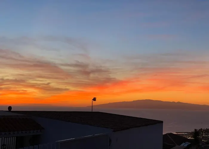 Your Holidays - Sta Monica - * Costa Adeje (Tenerife)